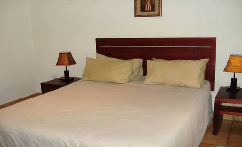 Mokoro Lodge Маун Екстер'єр фото